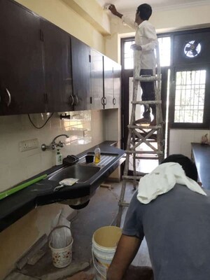 Team Area in 2 BHK Builder Floor at Sushant Lok I – for Rent