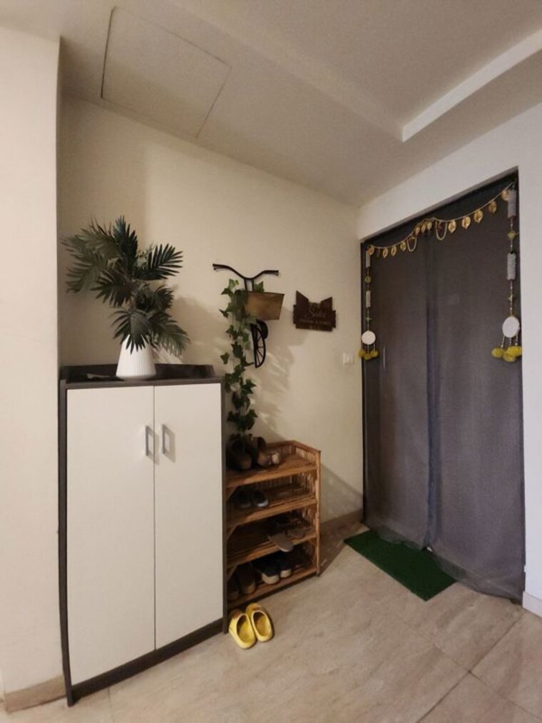 Living Room, lodha-upper-thane 1.5 Bedroom 535 Sq.Ft. Apartment In Anjur Thane 10284864