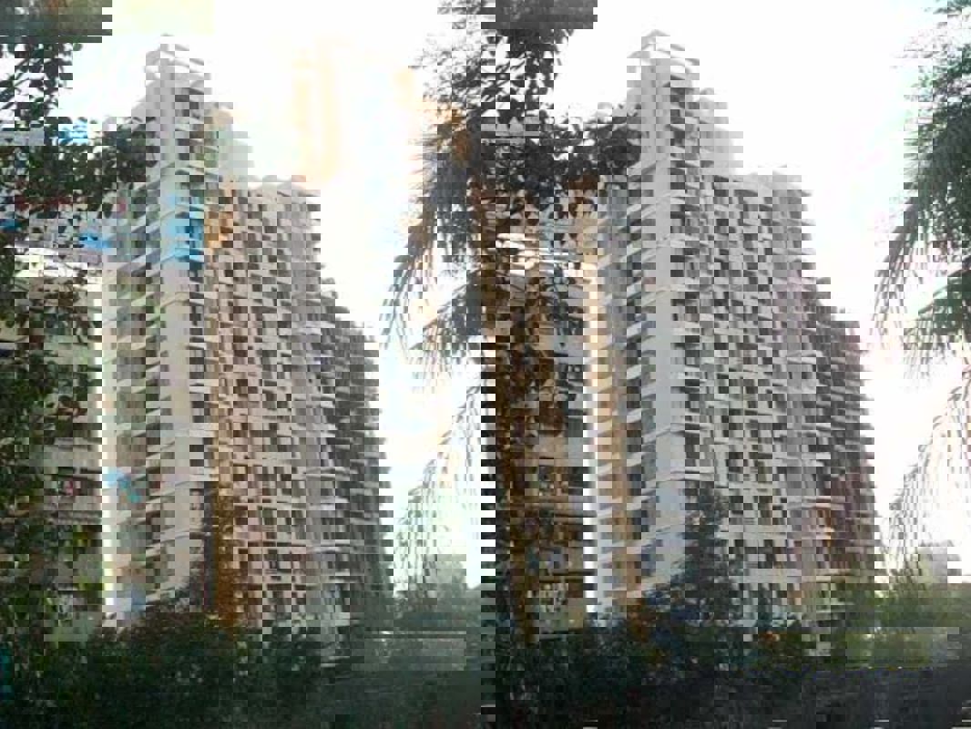 3.5 BHK + Extra Room 1311 Sq.Ft. Apartment in Shree Krishna Complex