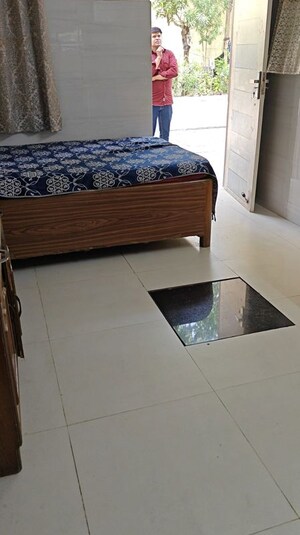 Furnished Amenities in 1 RK Villa at Arun Vihar – for Rent