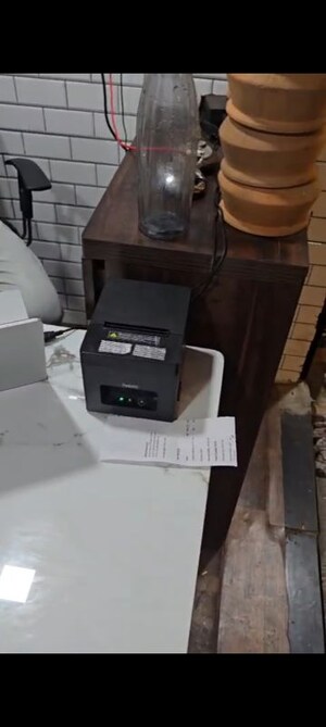 Furnished Amenities in  Shop at Andheri West – for Rent