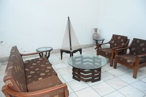 Staircase in 6+ BHK Villa at Sector 15a – for Rent