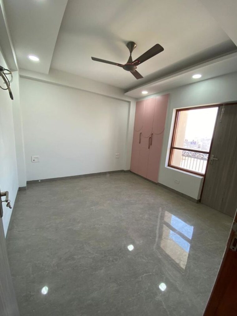 Room, sushant lok iii 3 Bedroom 2000 Sq.Ft. Builder Floor In Sushant Lok Iii Gurgaon 10284918