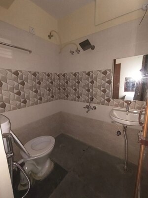 Bathroom in 1 RK Builder Floor at Bommanahalli – for Rent