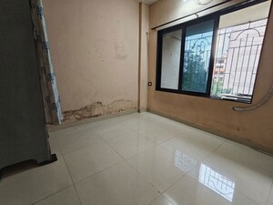Room in 1 BHK Apartment at Tulsi Niwas Apartment, Chembur – for Rent