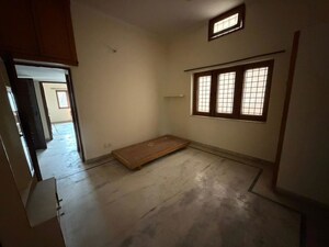 Room in 3 BHK Independent House at Mohit Nagar – for Rent