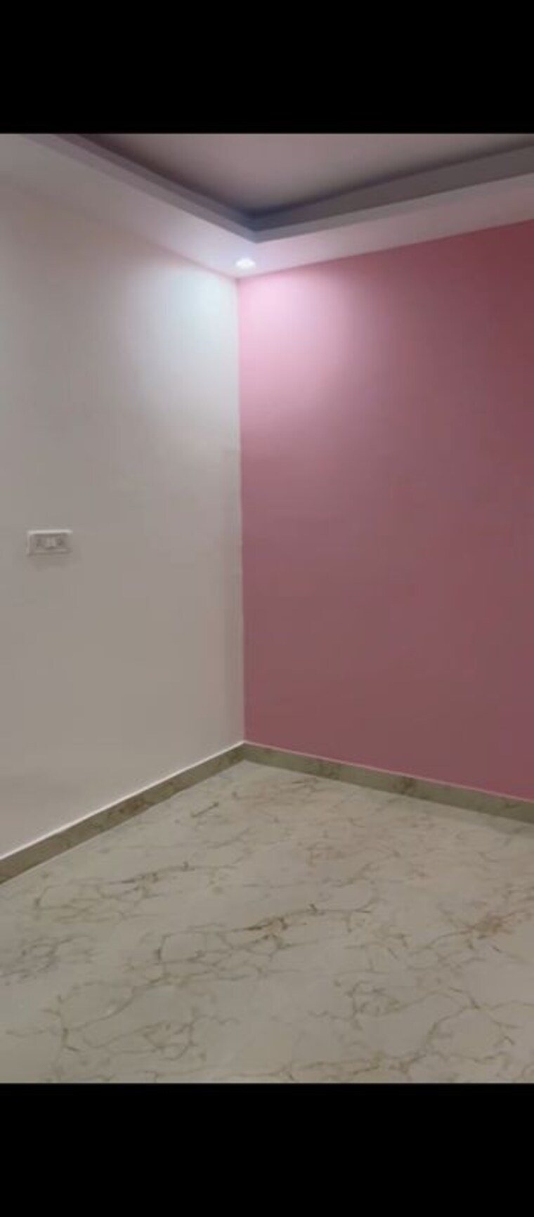 Room, dwarka mor 3 Bedroom 100 Sq.Yd. Builder Floor In Dwarka Mor Delhi 10285018