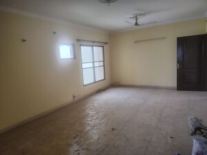 Room in 3 BHK Apartment at Gaur Atulyam, Omicron I Greater Noida – for Sale