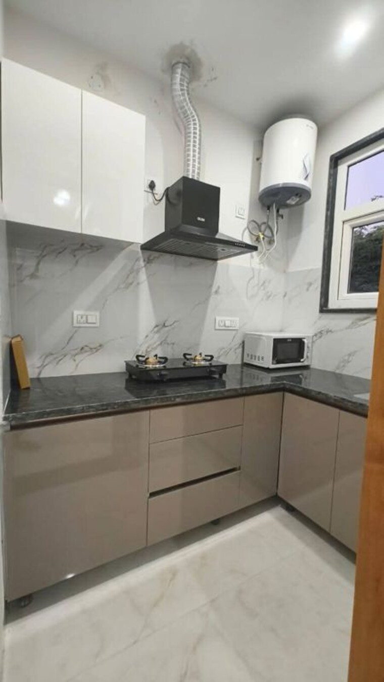 Kitchen, sushant lok i 4 Bedroom 215 Sq.Ft. Builder Floor In Sushant Lok I Gurgaon 10284965