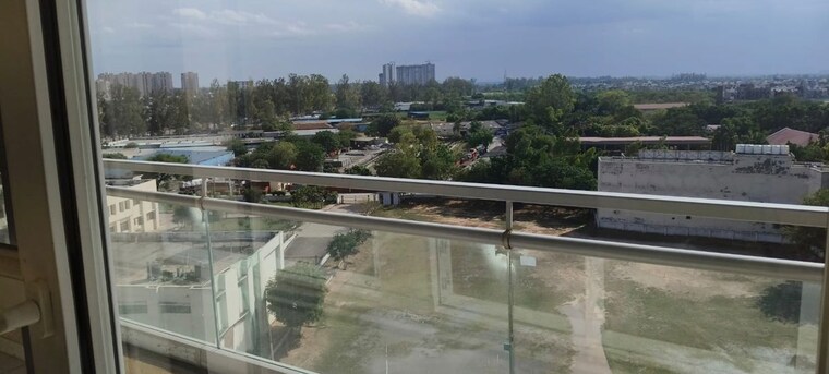 Balcony, maya-green-lotus-saksham 3.5 Bedroom 2250 Sq.Ft. Apartment In International Airport Road Zirakpur 10275721