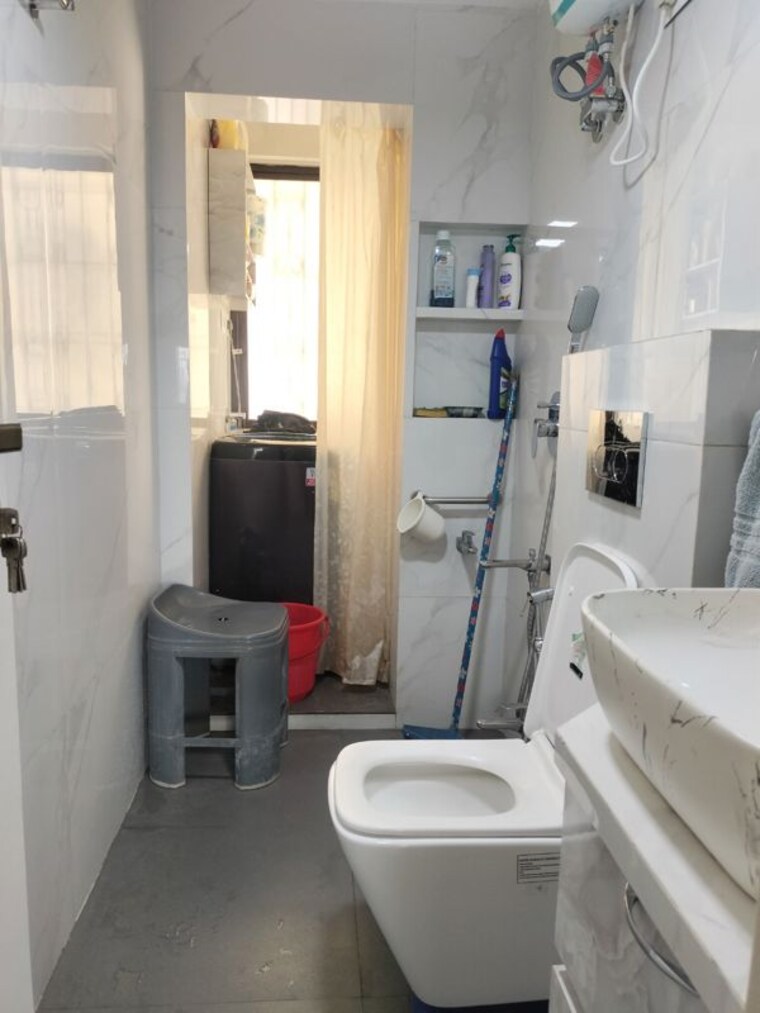 Bathroom, runwal-garden-city 3 Bedroom 1172 Sq.Ft. Apartment In Balkum Pada Thane 10285045