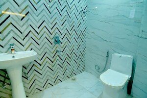 Bathroom in 3 BHK Apartment at Siddharth Estate, Vasant Vihar – for Rent