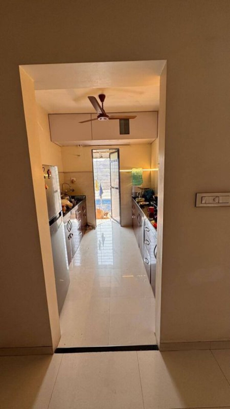 Kitchen, khar west 2 Bedroom 800 Sq.Ft. Apartment In Khar West Mumbai 10285331