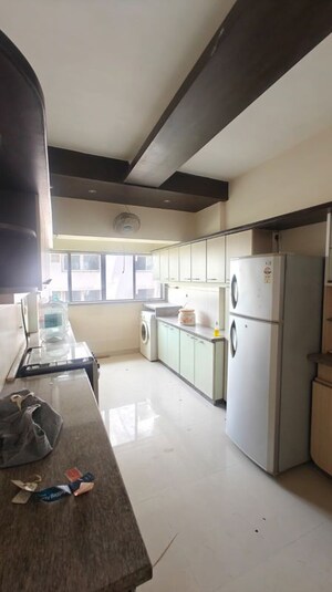 Team Area in 3 BHK Apartment at Bennett Villa, Colaba – for Sale