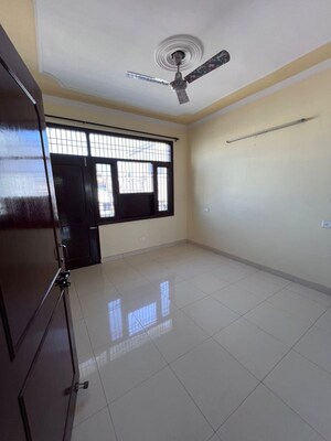 Room in 3 BHK Builder Floor at Dhakoli – for Sale