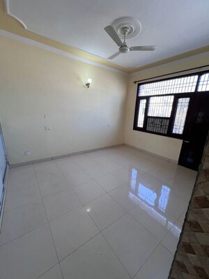 Room in 3 BHK Builder Floor at Dhakoli – for Sale