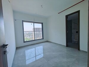 Room in 2 BHK Apartment at Hubtown Seasons, Chembur – for Rent
