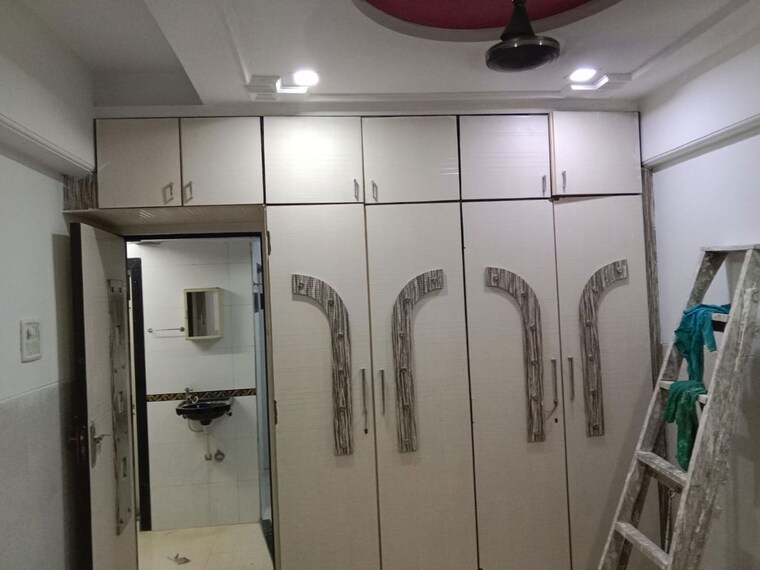 Room, sion 1 Bedroom 600 Sq.Ft. Apartment In Sion Mumbai 10285336