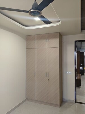 Room in 4 BHK Independent House at Ajmer Road – for Sale