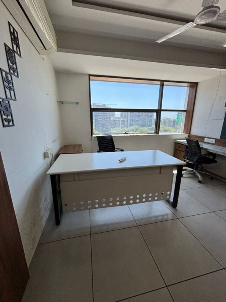 Team Area, science city Commercial Office Space 1063 Sq.Ft. In Science City Ahmedabad 10285347
