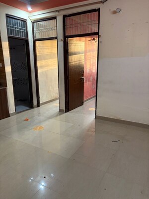 Room in 2 BHK Apartment at Vaishali Nagar – for Rent