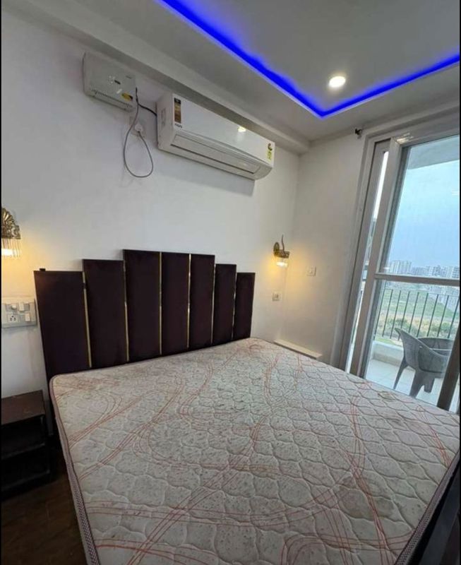 2 BHK Apartment For Rent in Mona Greens