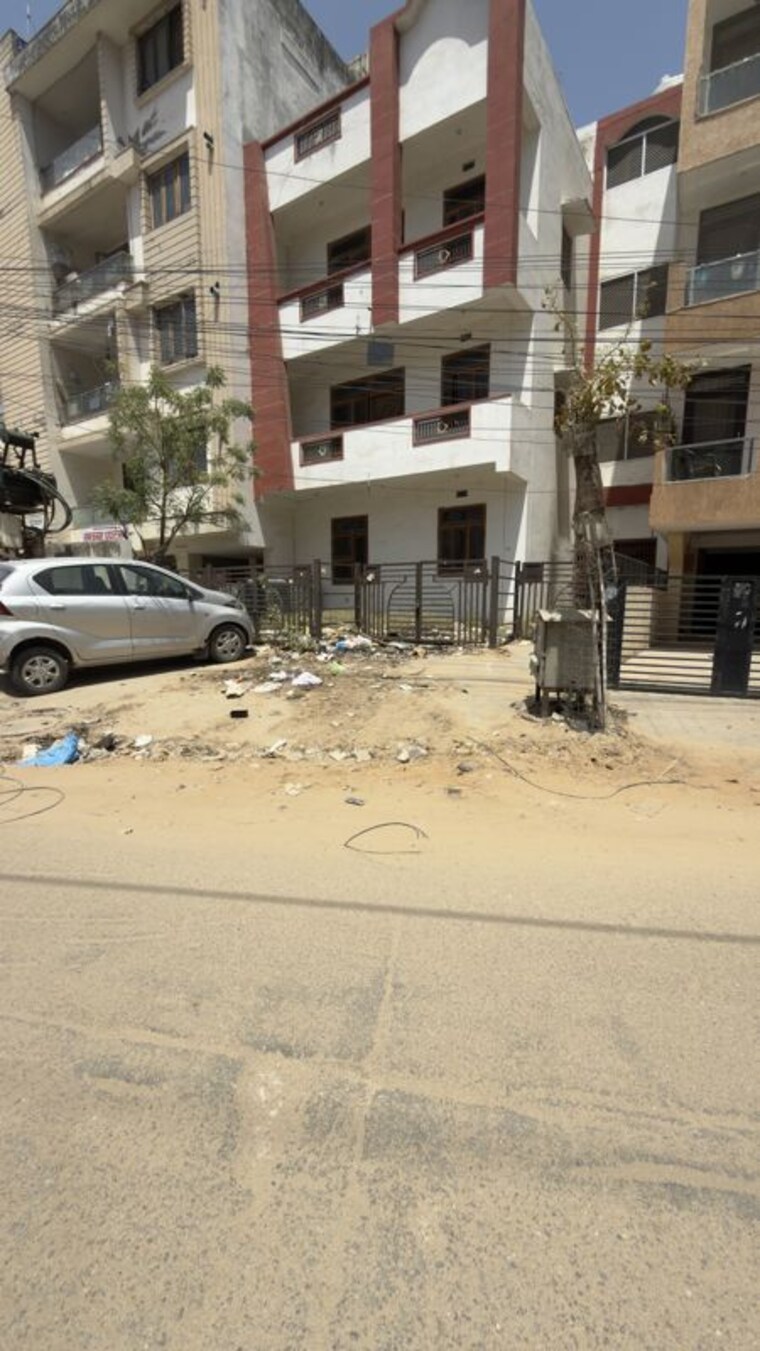  Parking, ajmer road 6+ Bedroom 200 Sq.Yd. Independent House In Ajmer Road Jaipur 10285251