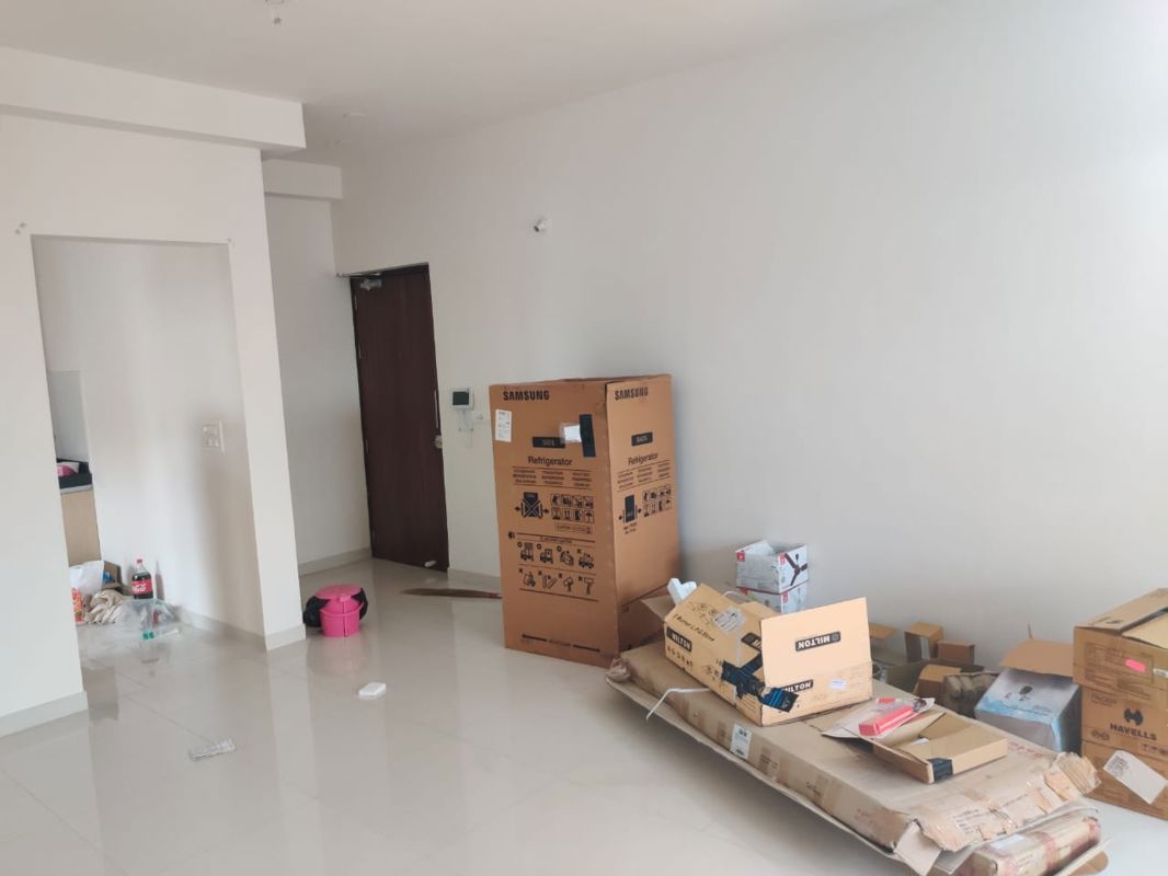 2 BHK + Pooja Room,Servant Room,Extra Room Apartment For Rent in Godrej Infinity