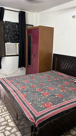 1 BHK + Pooja Room,Study Room Builder Floor For Rent in Kalkaji
