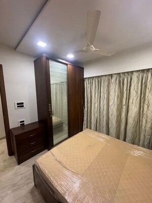 Bedroom in 2 BHK Apartment at Versova – for Rent