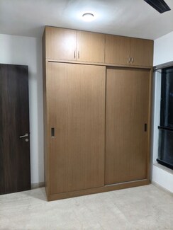 2 BHK + Pooja Room,Servant Room,Study Room,Extra Room Apartment For Rent in Adani Ten BKC