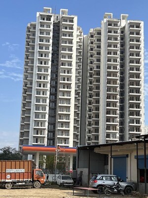 2 BHK Apartment For Rent in GLS Avenue 81, Sector 81