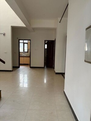 Room in 3 BHK Independent House at Palam Vihar Residents Association, Palam Vihar – for Rent