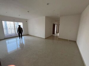 Room in 3.5 BHK Apartment at Rishita Mulberry Heights, Sushant Golf City – for Rent