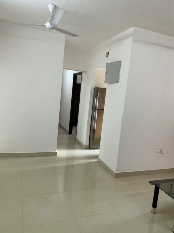 2 BHK Apartment For Rent in Rustomjee Athena