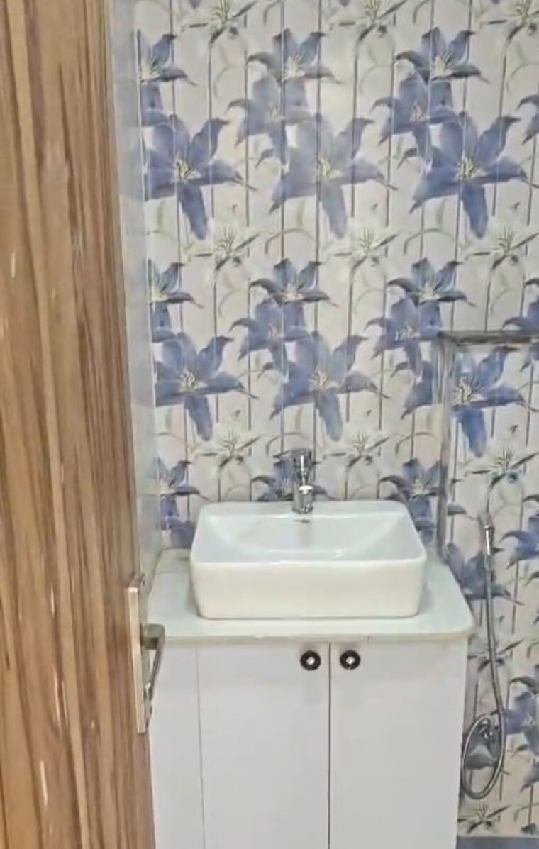 Bathroom, ascent-savy-ville-de 3 Bedroom 1530 Sq.Ft. Apartment In Raj Nagar Extension Ghaziabad 10285530