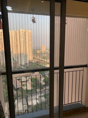 1 BHK Apartment For Rent in Lodha Amara Tower 44, Kolshet Road