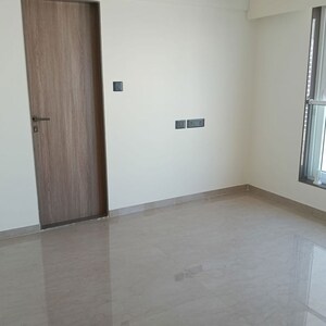 Room in 3 BHK Apartment at Shree Samarth Aura, Bhandup West – for Rent