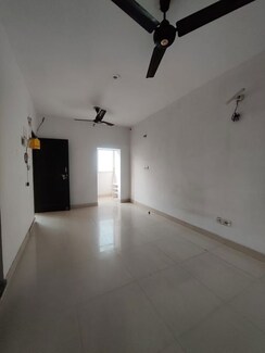 Office Space For Sale in Omaxe Plaza
