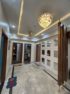6+ BHK + Servant Room Penthouse For Sale in Sector 41