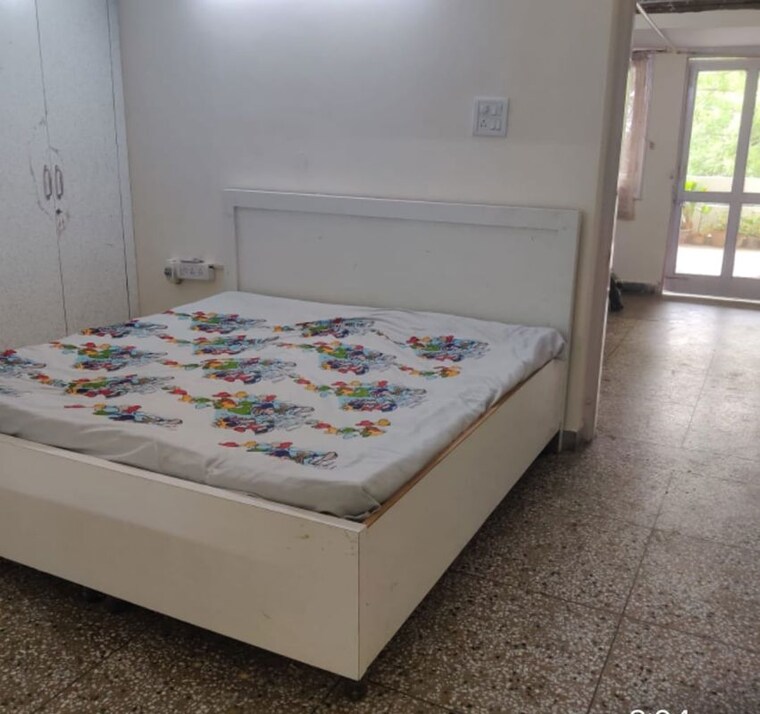 Bedroom, kalkaji 3.5 Bedroom 1800 Sq.Ft. Builder Floor In Kalkaji Delhi 10285598