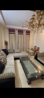 3 BHK + Servant Room 1800 Sq.Ft. Builder Floor in Kalkaji