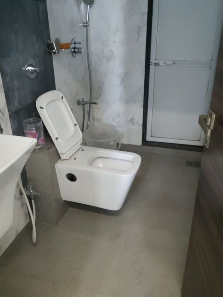 Bathroom, bhagwati-elgenza 3 Bedroom 2400 Sq.Ft. Apartment In Ghansoli Navi Mumbai 10285637