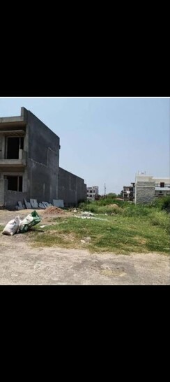 Plot For Sale in Sector 85