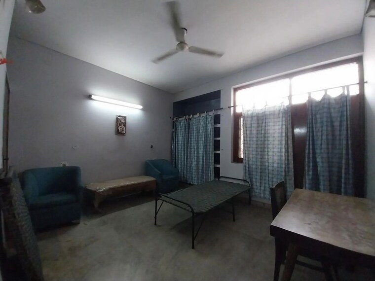 Living Room, sector 49 6 Bedroom 153 Sq.Mt. Independent House In Sector 49 Noida 10285665