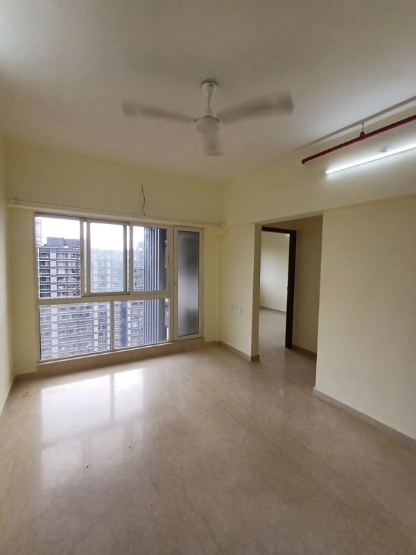 2 BHK Apartment For Rent in Omkar Signet