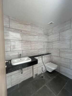 Bathroom in 3 BHK Apartment at Rustomjee Crown, Prabhadevi – for Sale