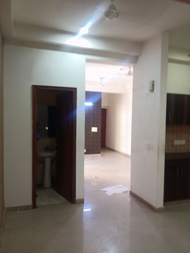 Room, mahagun-mywoods-ii 2.5 Bedroom 1290 Sq.Ft. Apartment In Sector 16c Greater Noida Greater Noida 10285702