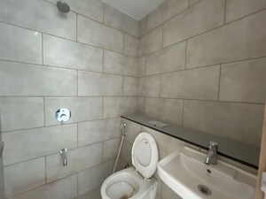 Bathroom in 4 BHK Apartment at Rustomjee Crown, Prabhadevi – for Sale