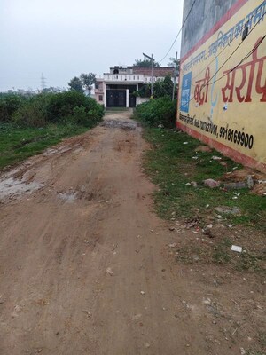  Plot – Exterior View View at Jankipuram Extension - for Sale